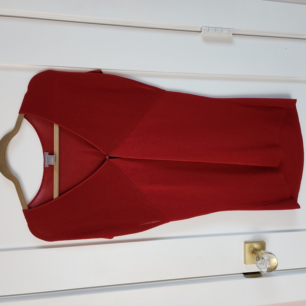 Ann Taylor Knit Top size L Red Ribbed Stretch Empire Waist V Neck Cap Sleeve
